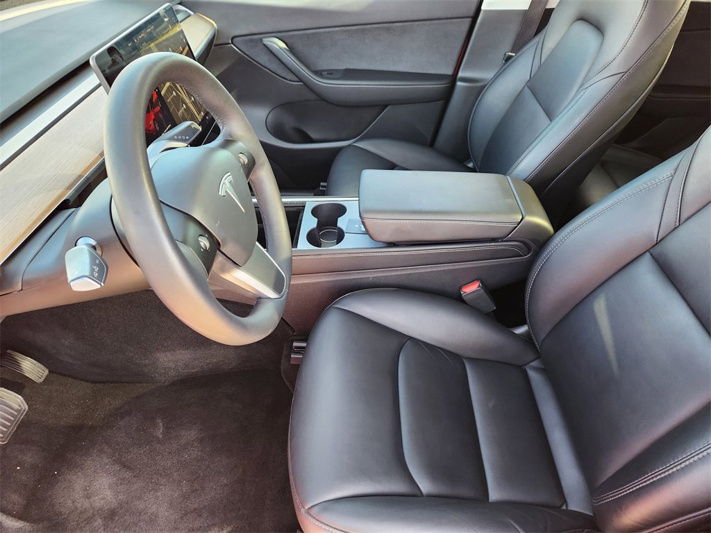 Used 2021 Tesla Model Y Standard Range 4D Sport Utilit image 13