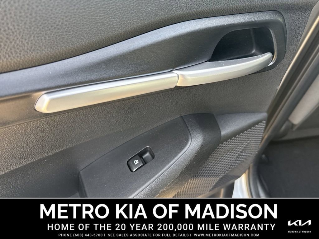 Used 2025 Kia Seltos LX image 26