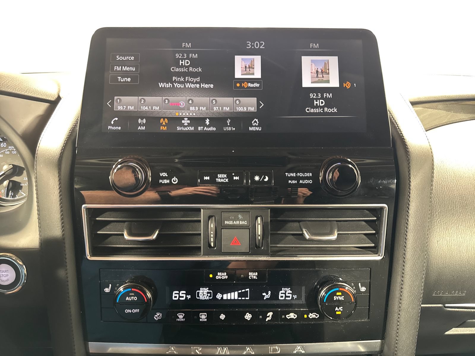 Used 2021 Nissan Armada SV AWD/4WD image 21