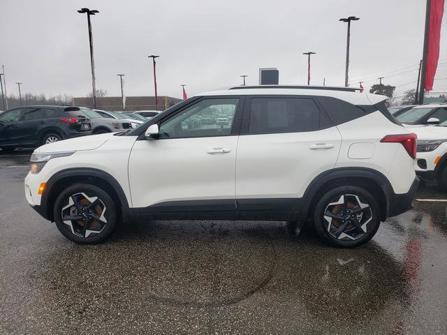 Certified 2025 Kia Seltos S image 8