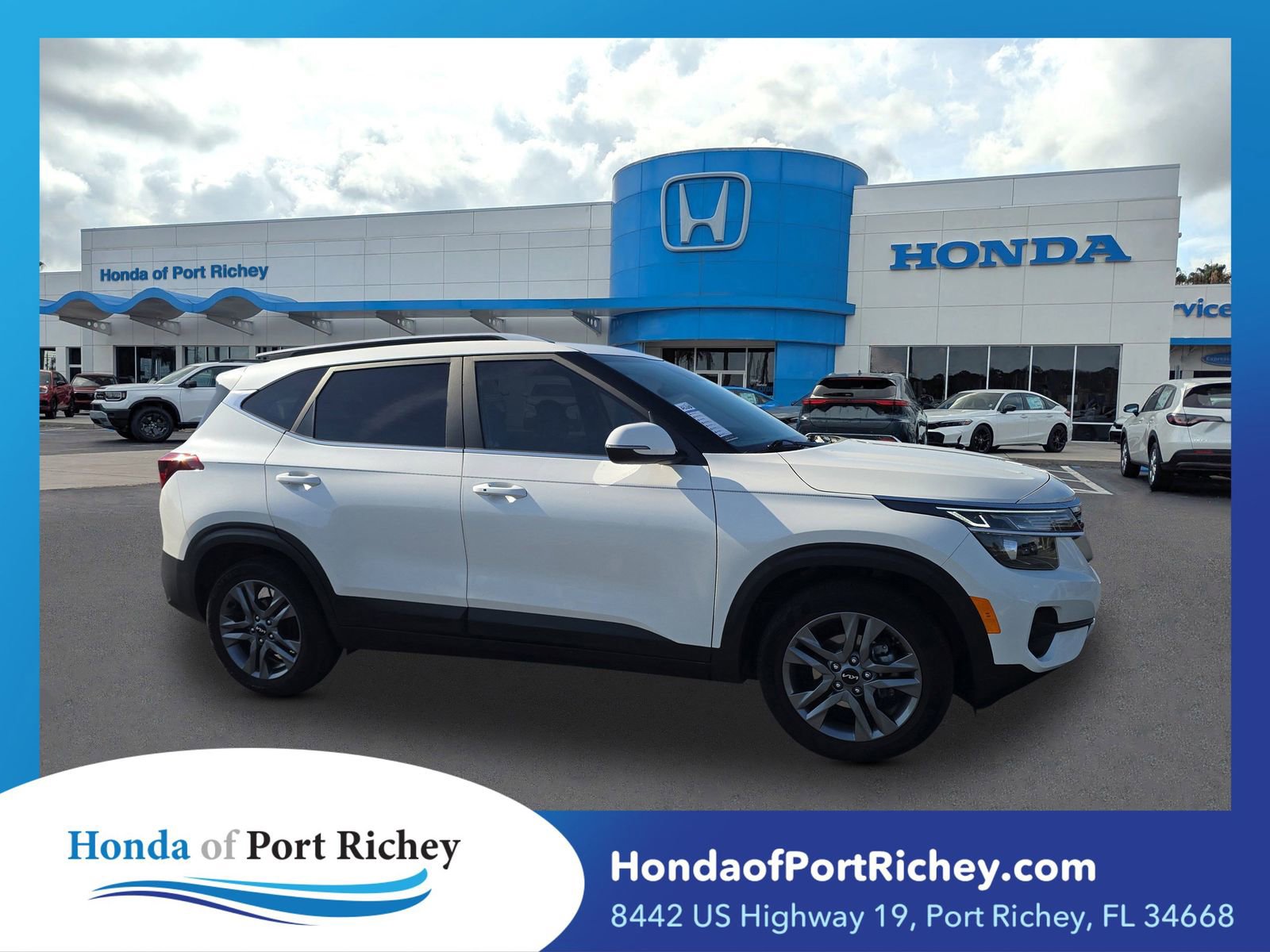 Used 2023 Kia Seltos S w/ Navigation Package