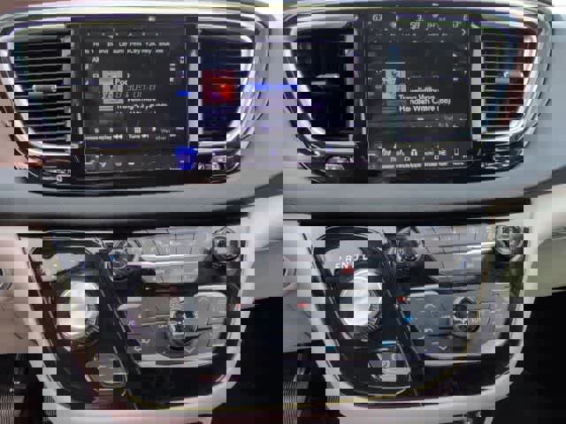 Used 2018 Chrysler Pacifica Touring-L Plus w/ Advanced Safetytec Group image 27