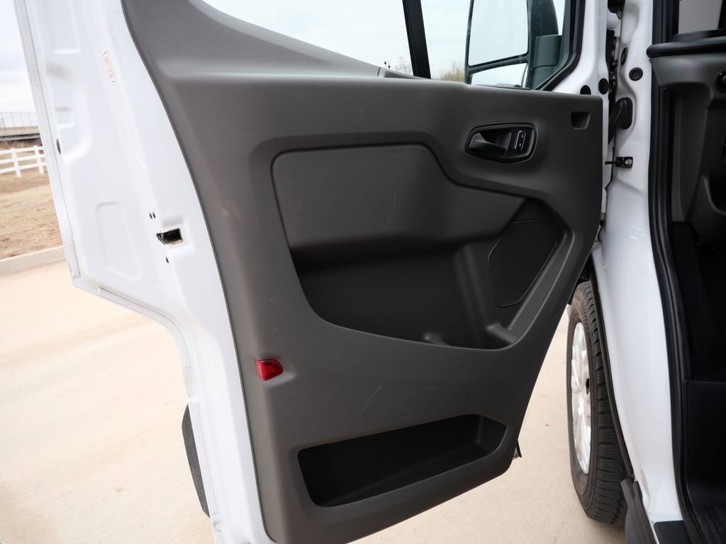 Used 2023 Ford Transit 350 XLT image 12