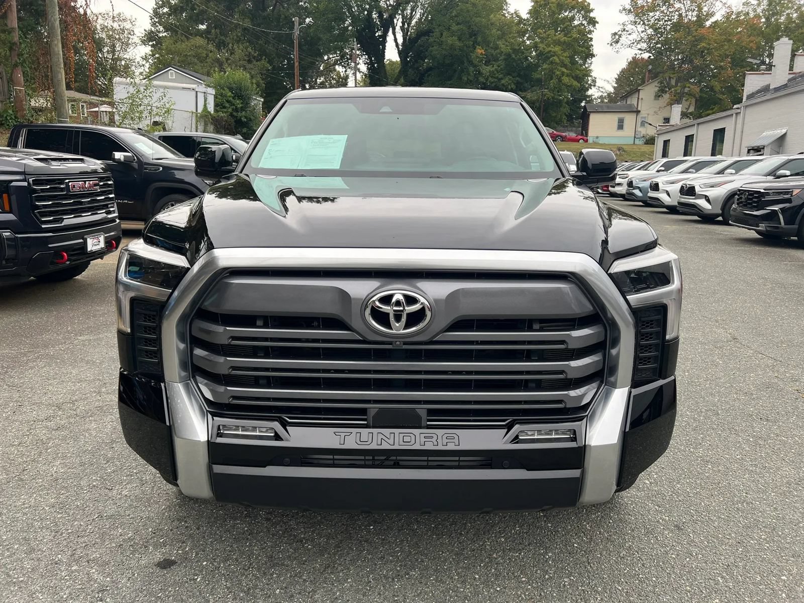 Used 2023 Toyota Tundra Limited AWD/4WD image 2