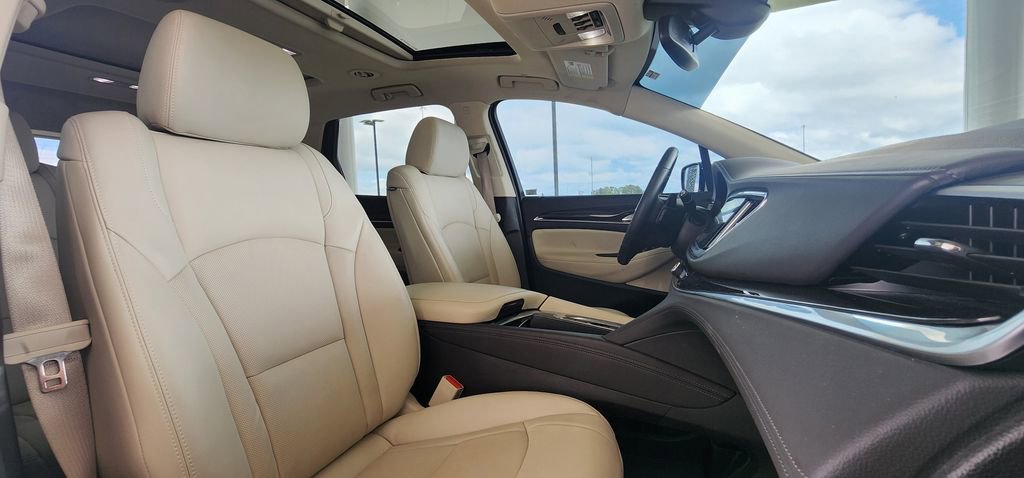 Used 2024 Buick Enclave Essence w/ Experience Buick Package FWD image 28