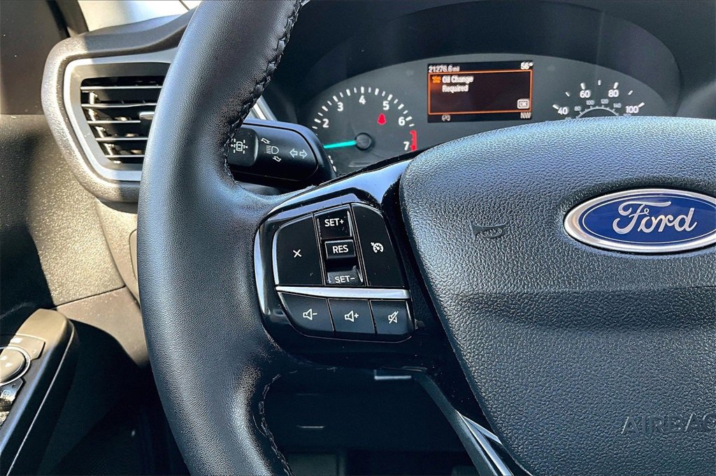 Certified 2022 Ford Escape SE w/ Cold Weather Package image 18