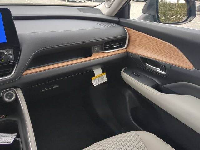 New 2026 Toyota Grand Highlander FWD image 17