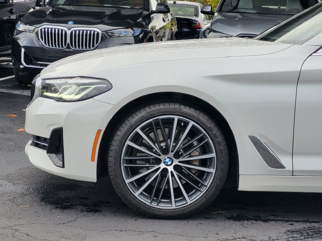 Used 2023 BMW 530i xDrive w/ Executive Package AWD/4WD image 6