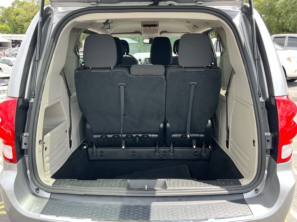 Certified 2018 Dodge Grand Caravan SE w/ UConnect Hands-Free Group FWD image 24