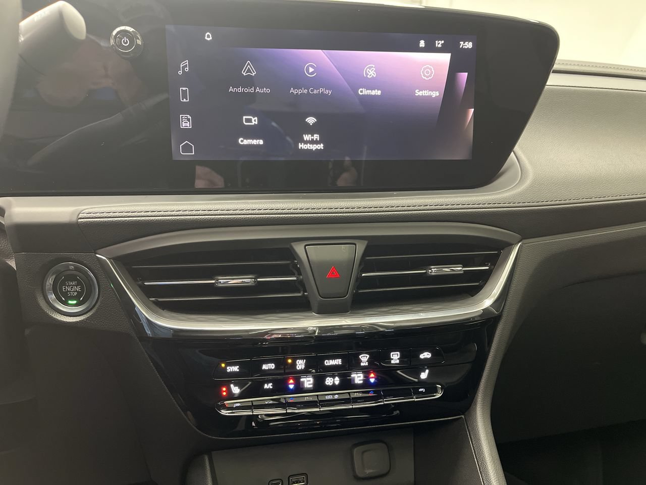 Used 2026 Buick Encore GX Avenir w/ Avenir Technology Package AWD/4WD image 17