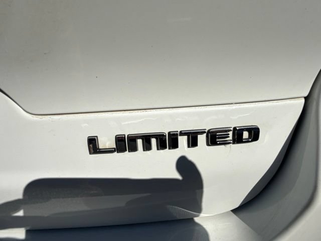 Used 2022 Jeep Grand Cherokee L Limited AWD/4WD image 21