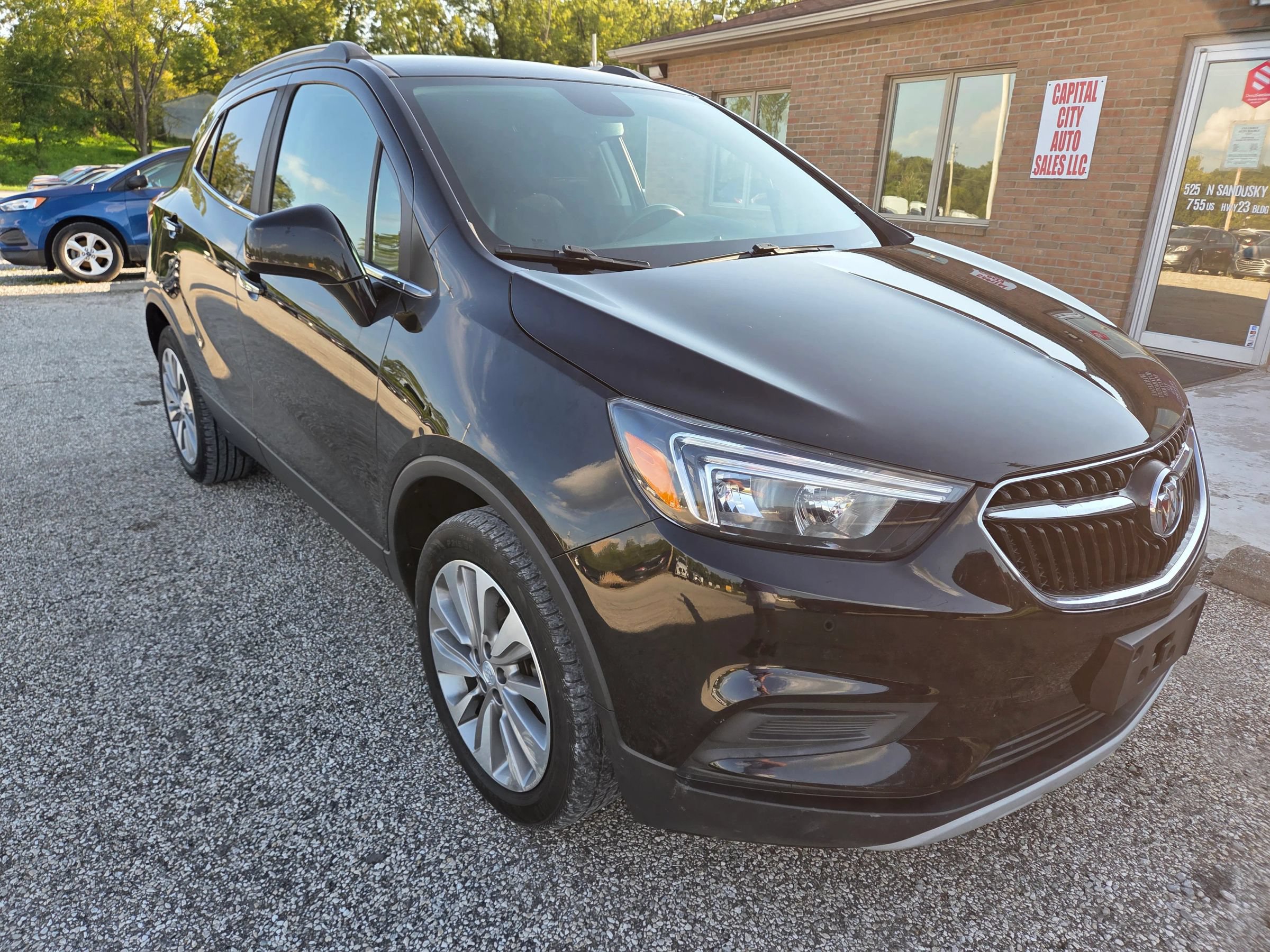 Used 2020 Buick Encore Preferred w/ Safety Package AWD/4WD image 2