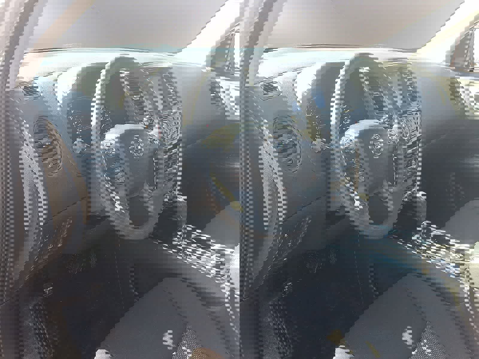 Used 2020 Nissan Pathfinder S image 8