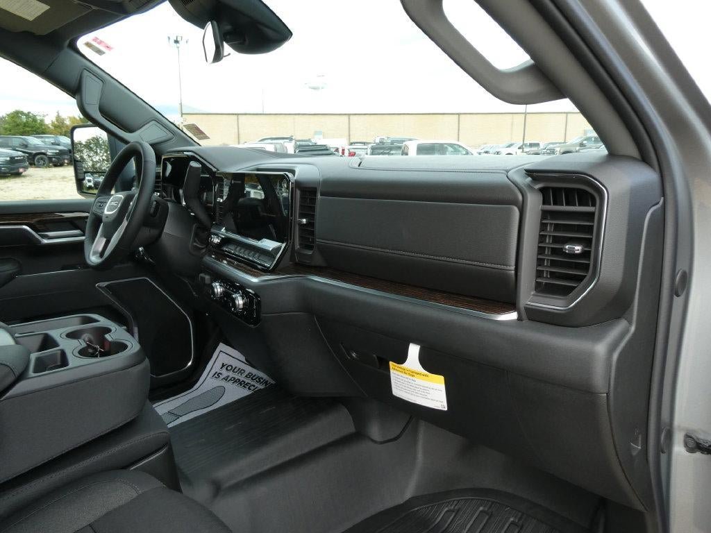 New 2026 GMC Sierra 2500 SLE w/ SLE Value Package; AWD/4WD image 11
