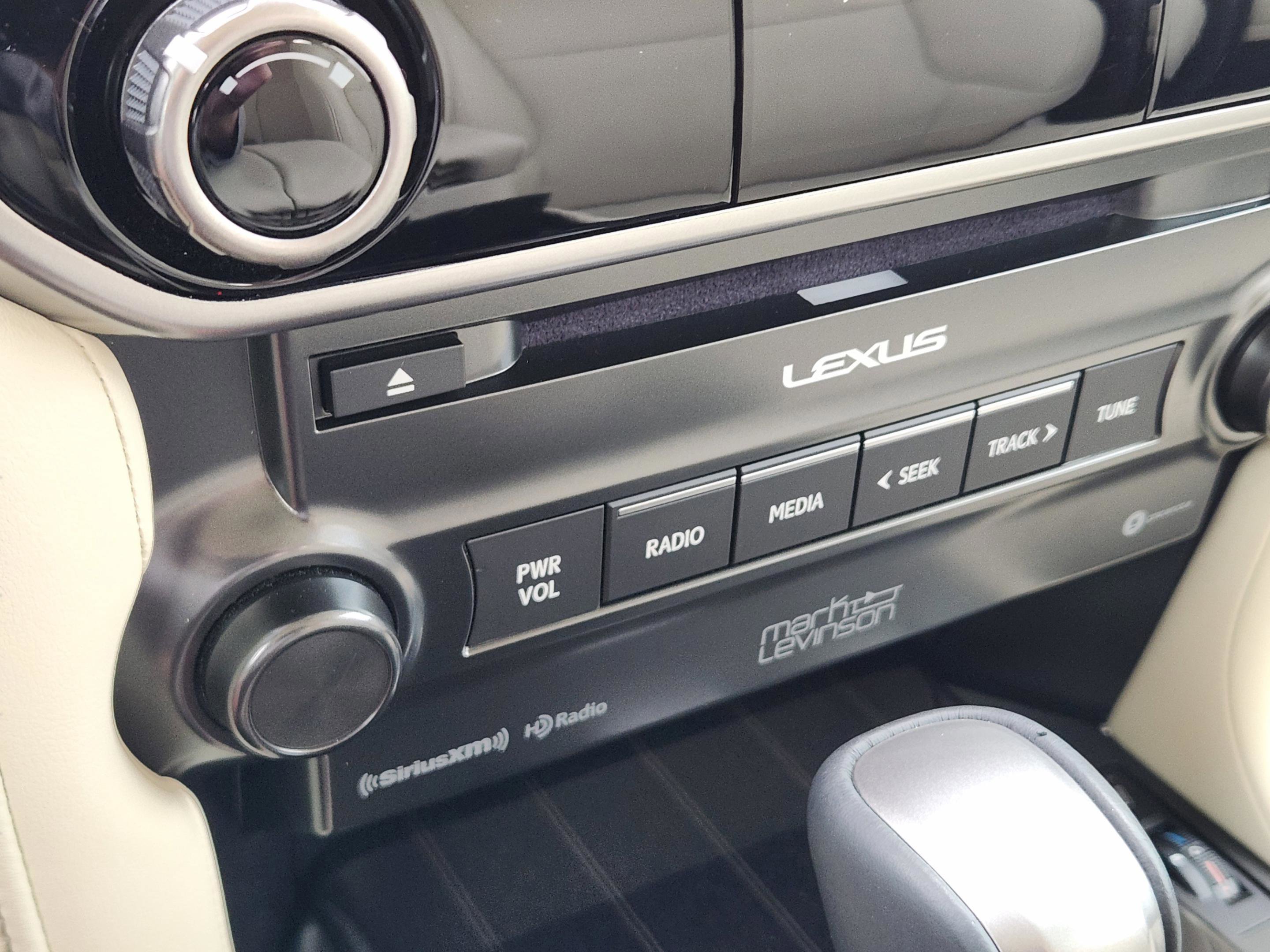 Used 2023 Lexus GX 460 Premium image 13