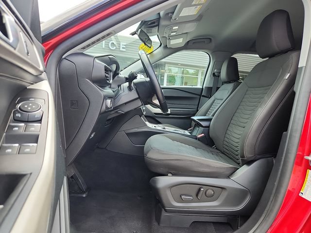 Used 2021 Ford Explorer XLT AWD/4WD image 9