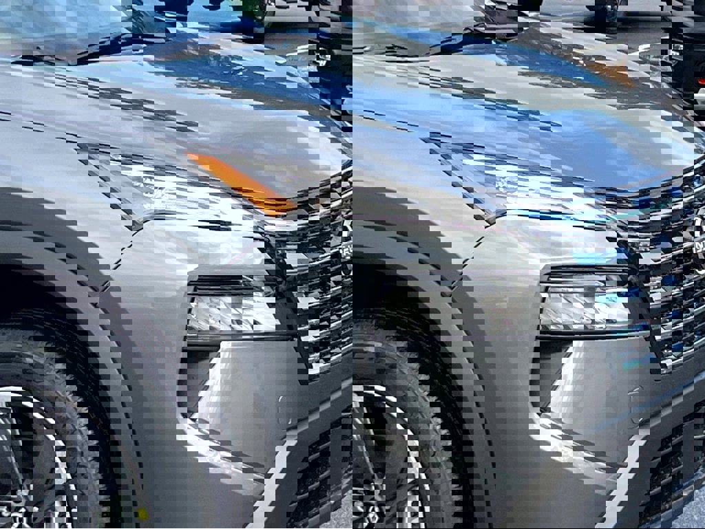 New 2025 Nissan Rogue SV image 4