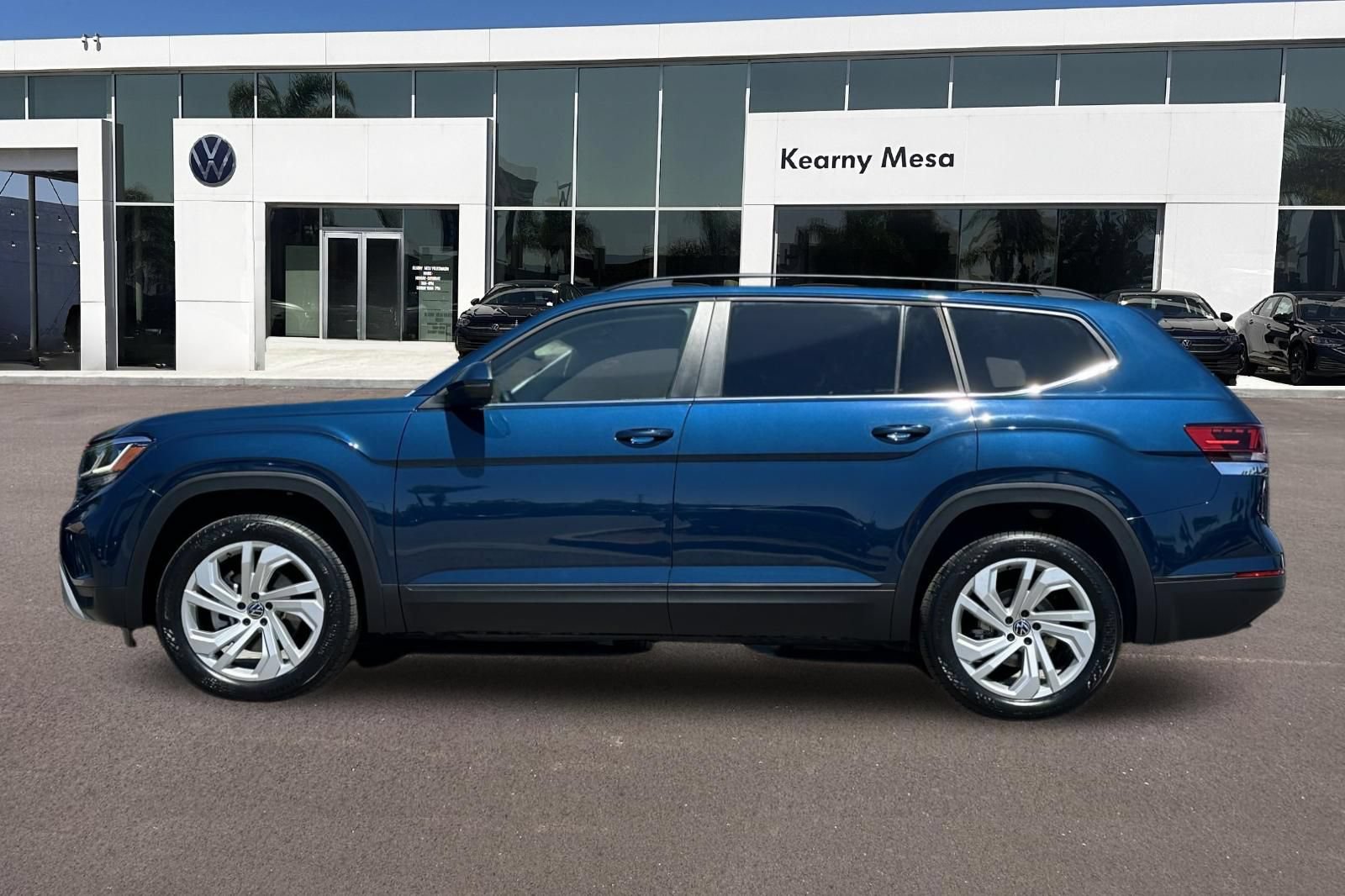 Used 2023 Volkswagen Atlas SE FWD image 7