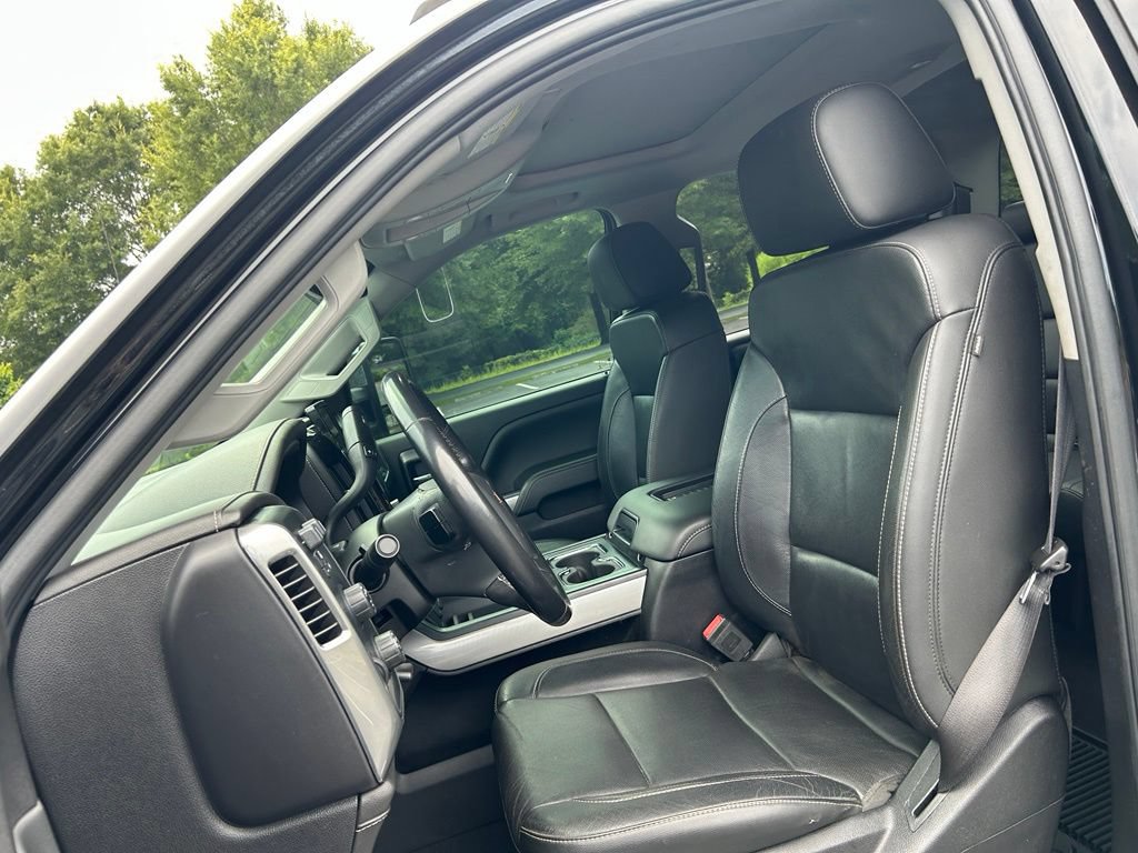 Used 2019 Chevrolet Silverado 2500 LTZ w/ Duramax Plus Package AWD/4WD image 47