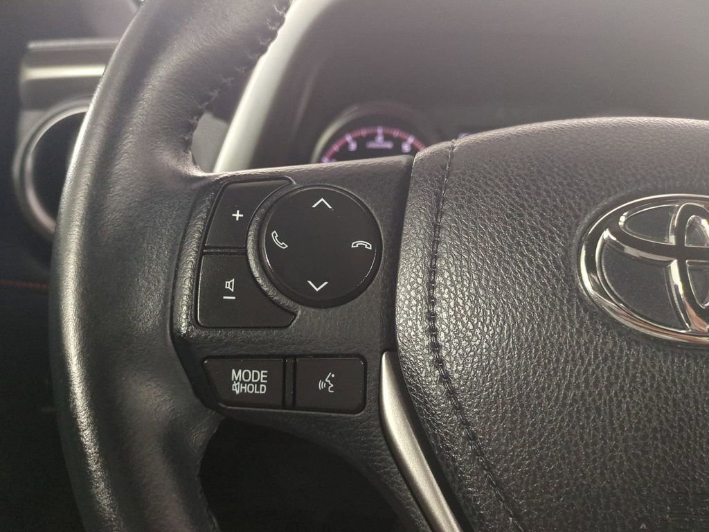 Used 2016 Toyota RAV4 SE FWD image 34