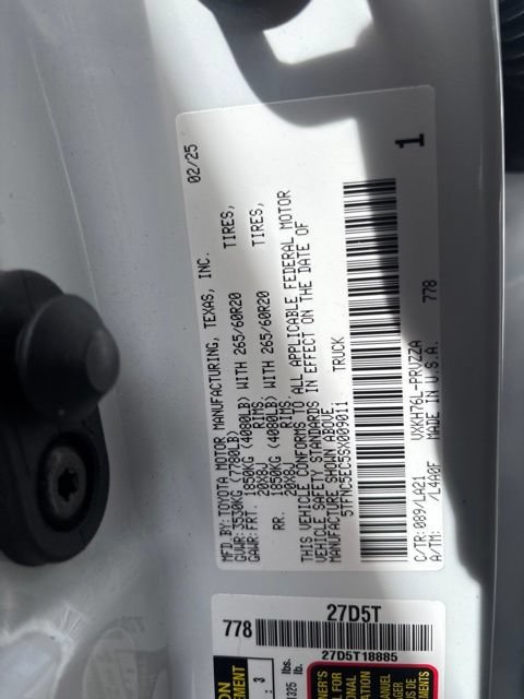 Used 2025 Toyota Tundra Platinum AWD/4WD image 44