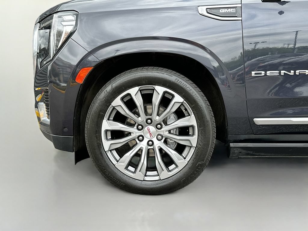 Used 2024 GMC Yukon XL Denali w/ Denali Reserve Package AWD/4WD image 35