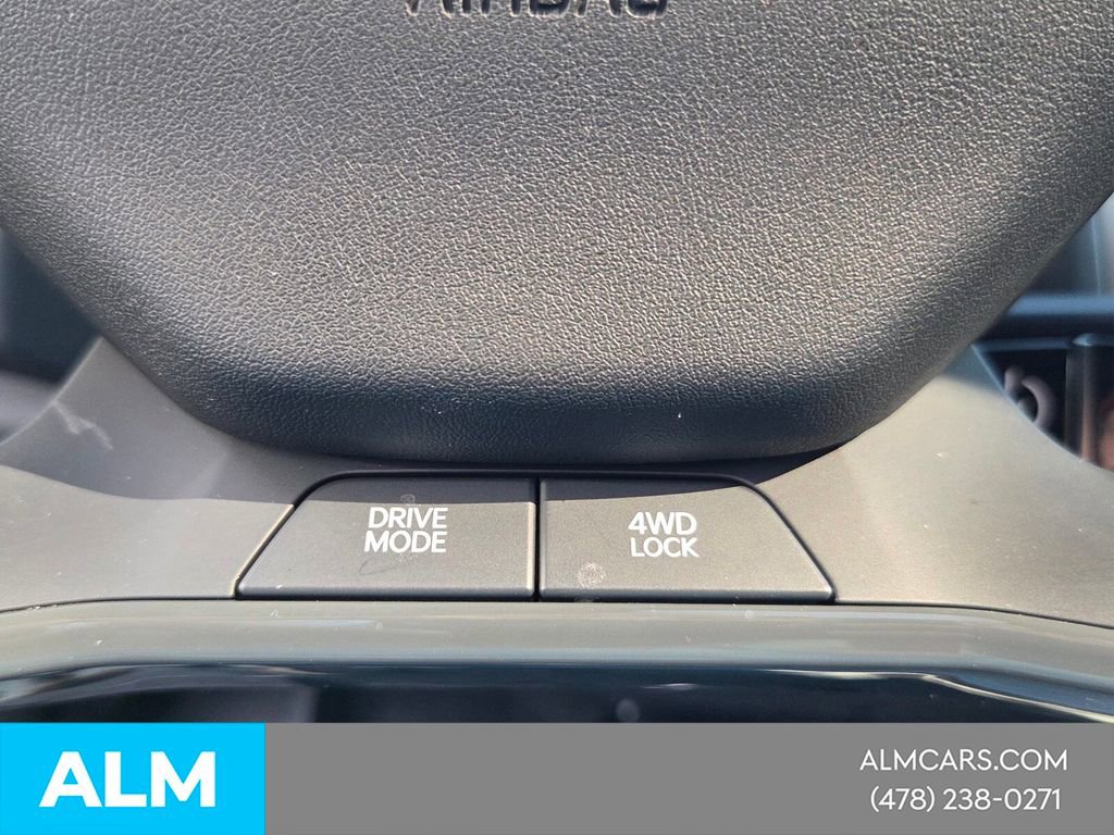 Used 2024 Kia EV9 Wind AWD/4WD image 32