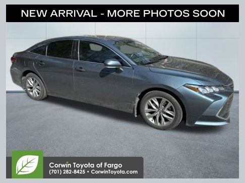 Used 2019 Toyota Avalon XLE w/ Moonroof Package