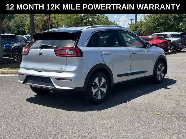 Used 2017 Kia Niro LX FWD image 2