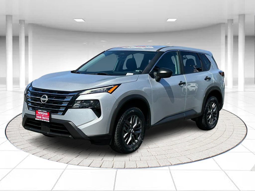 Used 2024 Nissan Rogue S FWD image 1