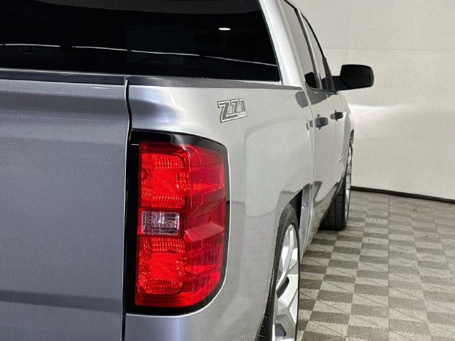 Used 2018 Chevrolet Silverado 1500 Custom w/ Custom Value Package RWD image 31