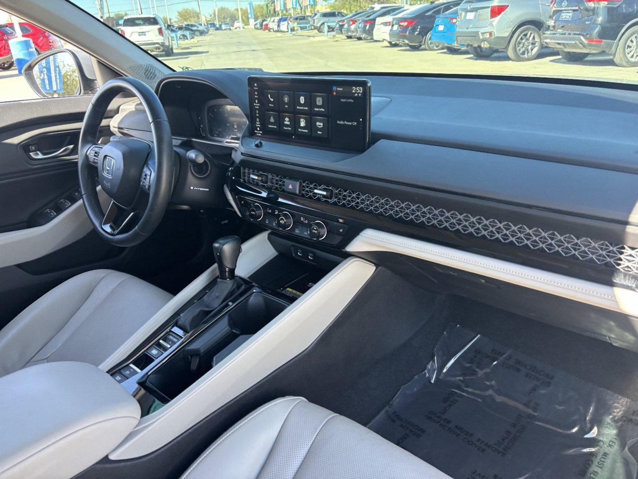 Used 2025 Honda Accord EX-L image 10