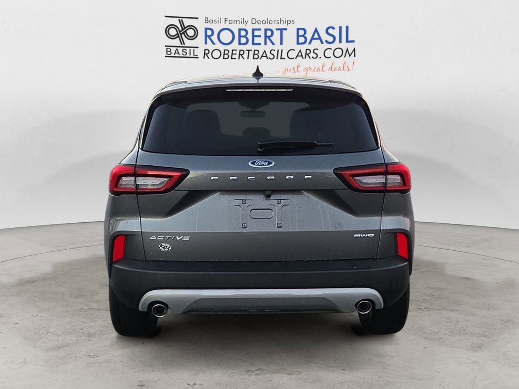Used 2025 Ford Escape Active image 4