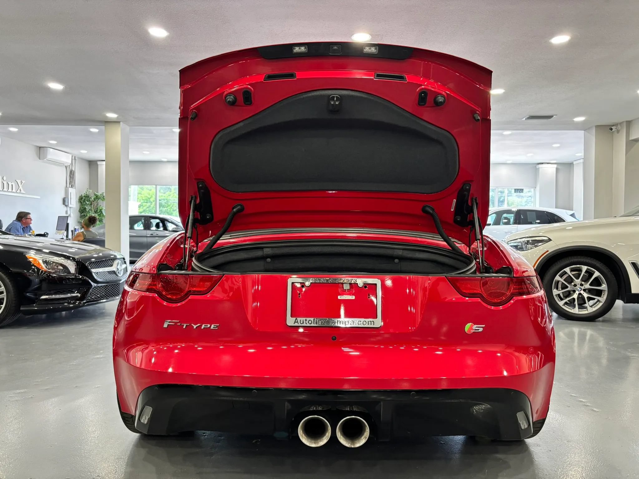 Used 2014 Jaguar F-TYPE S RWD image 34