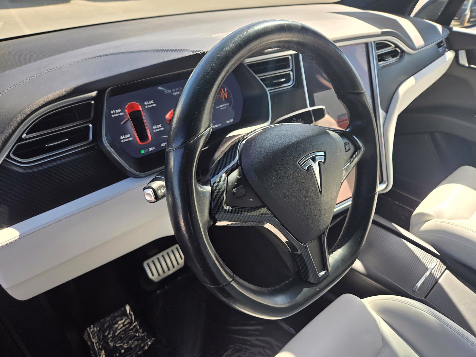 Used 2016 Tesla Model X 90D AWD/4WD image 13