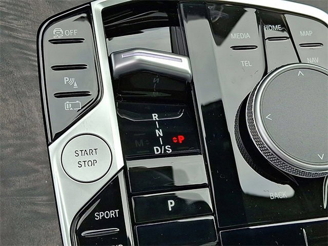 Certified 2026 BMW X5 xDrive50e w/ Climate Comfort Package image 11