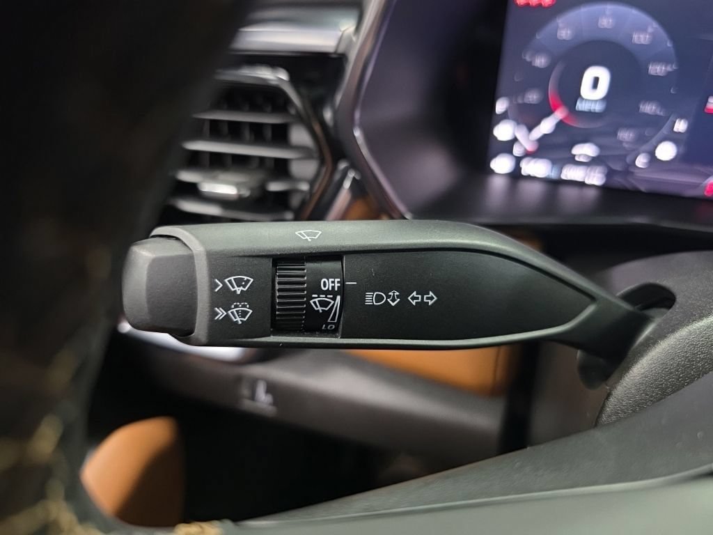 Certified 2025 GMC Canyon AT4 AWD/4WD image 30