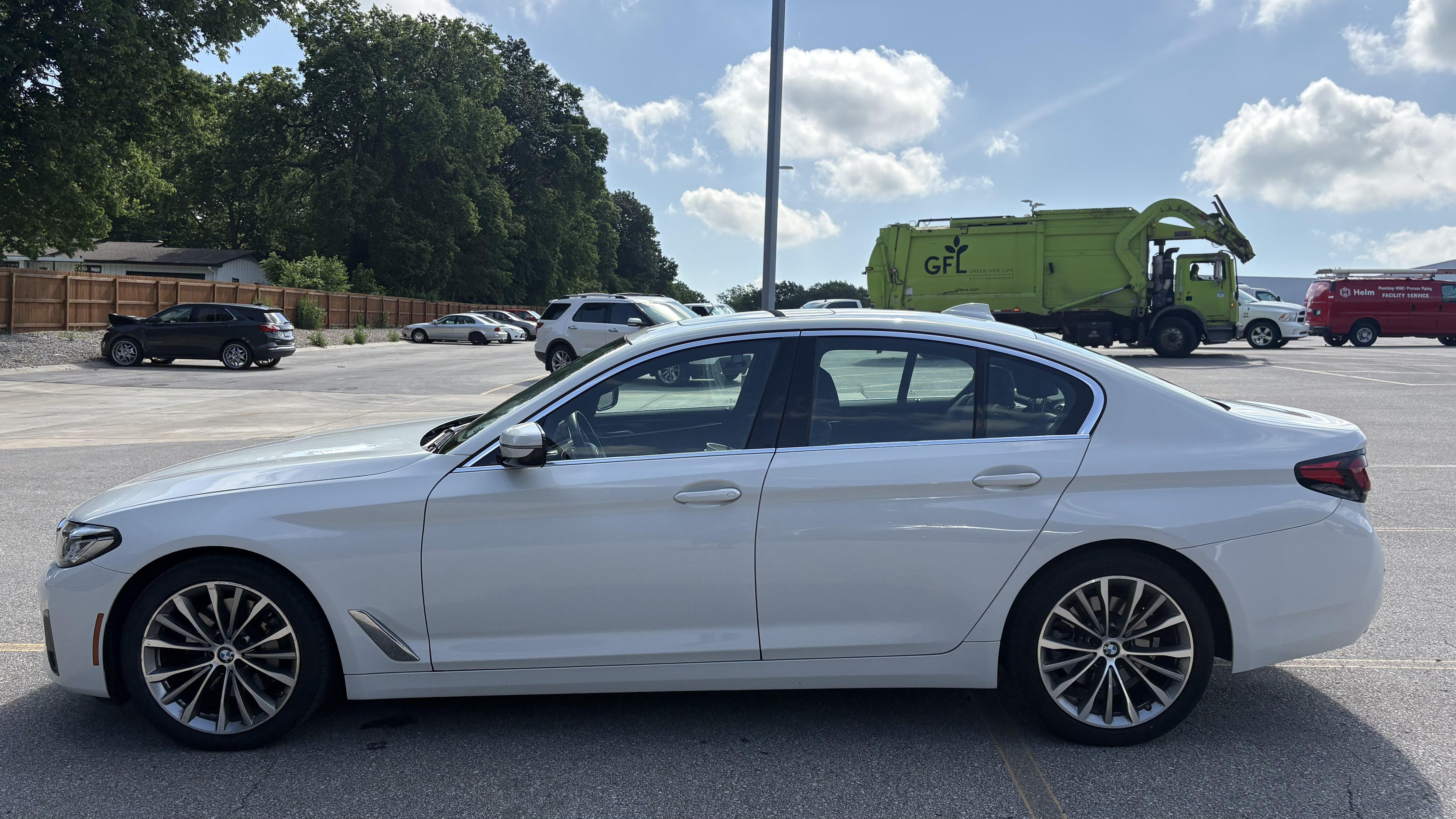 Certified 2023 BMW 530i xDrive w/ Premium Package AWD/4WD image 7