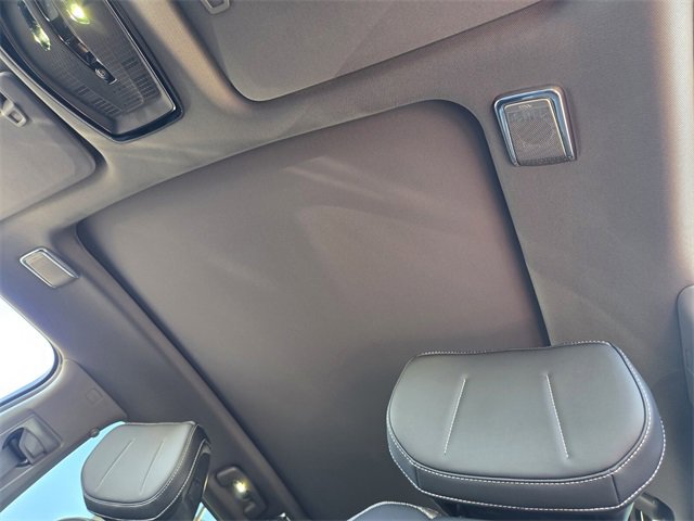 New 2025 Cadillac Optiq Sport 1 image 21