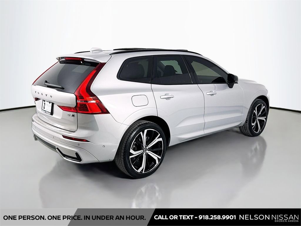 Used 2023 Volvo XC60 B5 Ultimate w/ Climate Package AWD/4WD image 5