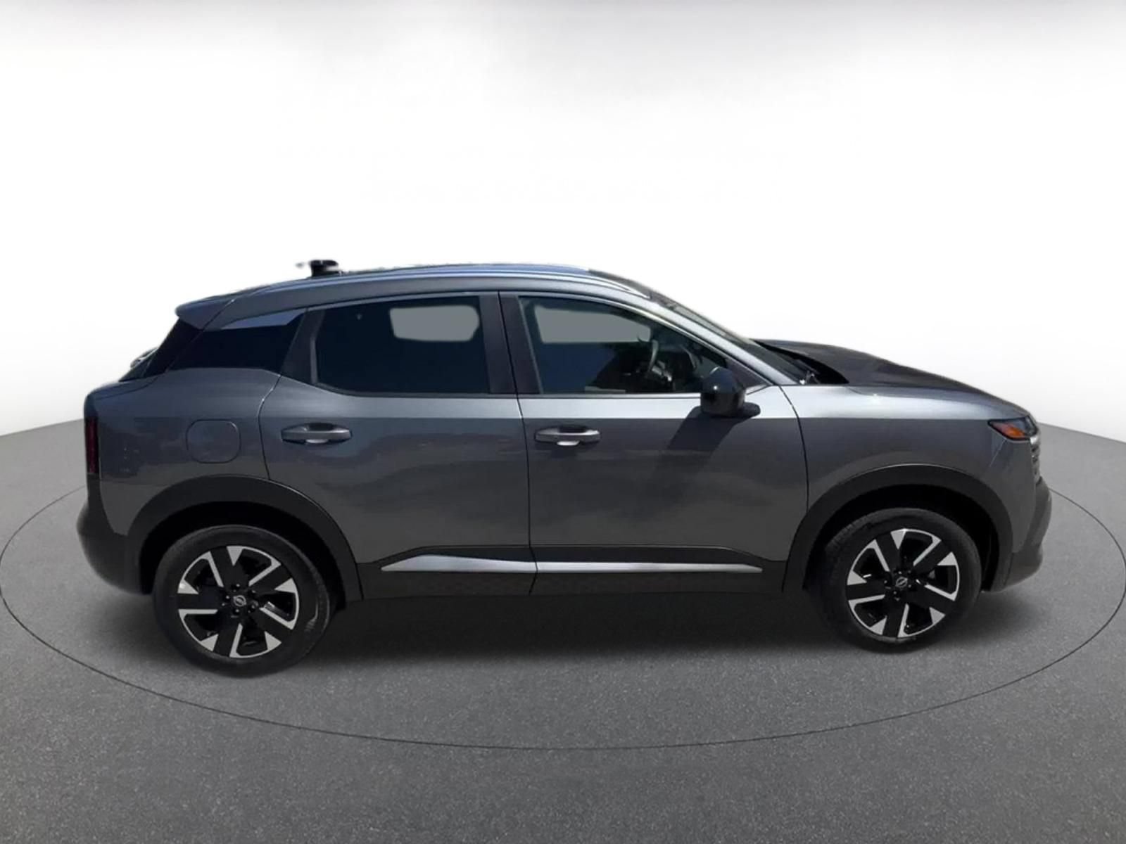 Used 2026 Nissan Kicks SV w/ Cold Weather Package AWD/4WD image 16