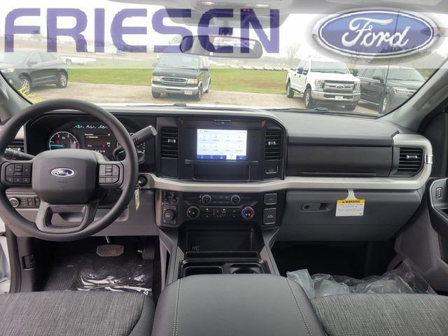New 2026 Ford F350 XLT w/ Snow Plow/Camper Package image 24