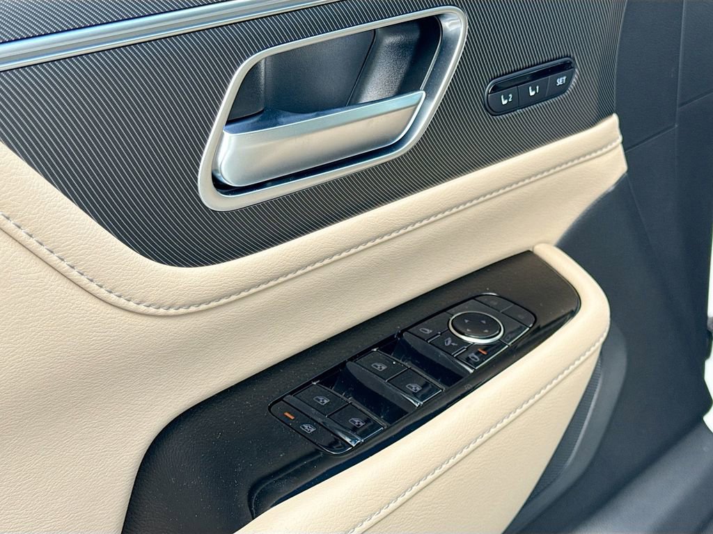 New 2026 INFINITI QX80 Pure w/ Cargo Package RWD image 18