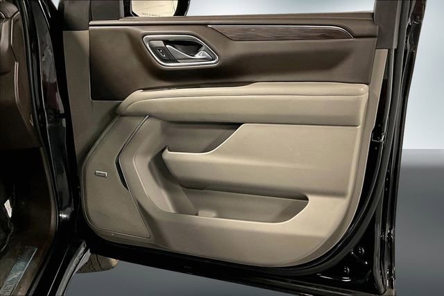 Used 2021 Chevrolet Tahoe Z71 w/ Z71 Off-Road Package AWD/4WD image 26