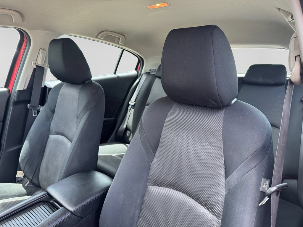 Used 2017 MAZDA MAZDA3 Sport FWD image 18