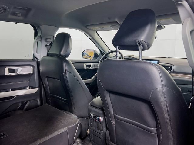 Used 2023 Ford Explorer Limited image 8