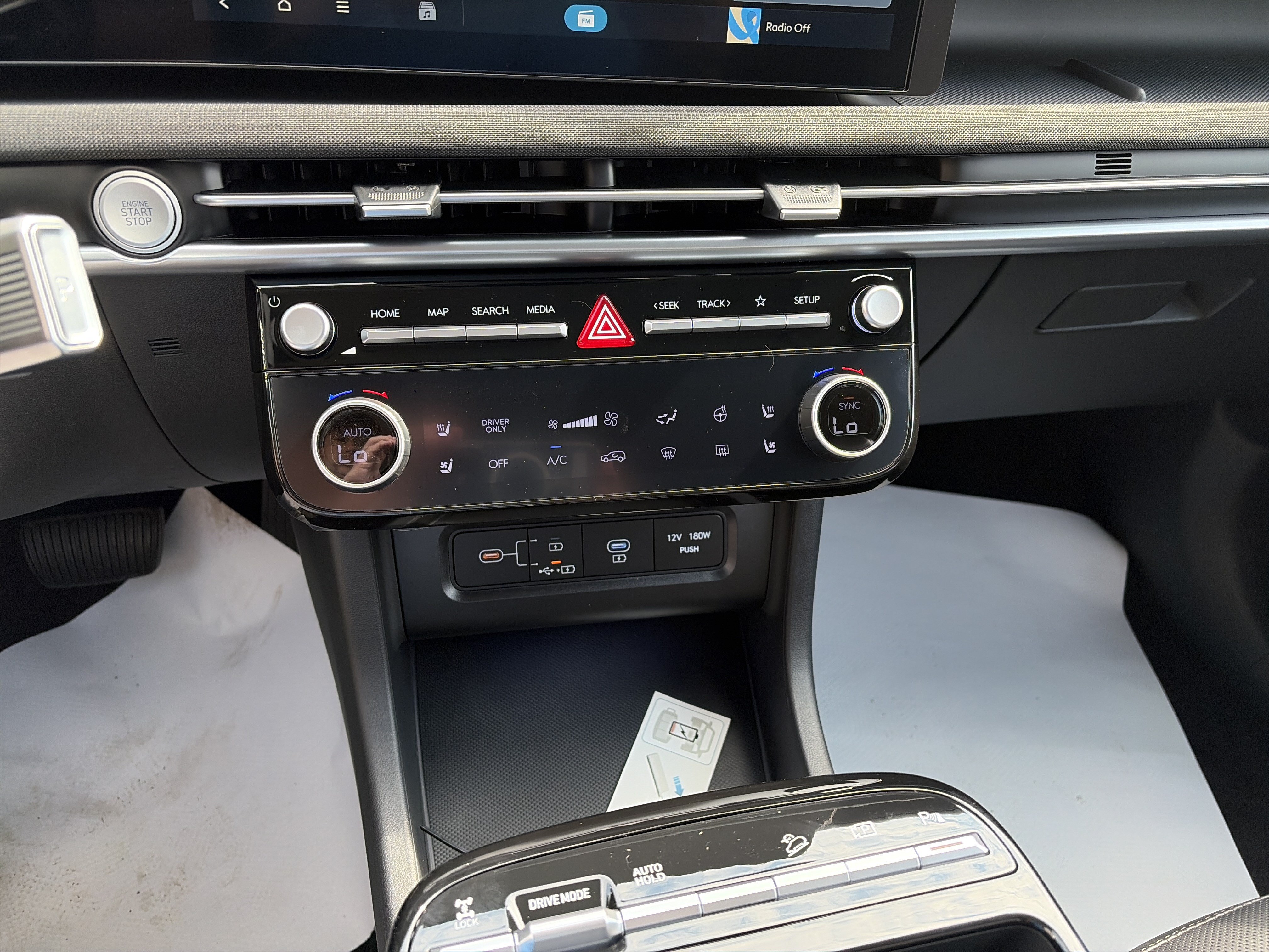 New 2026 Hyundai Tucson Limited AWD/4WD image 24