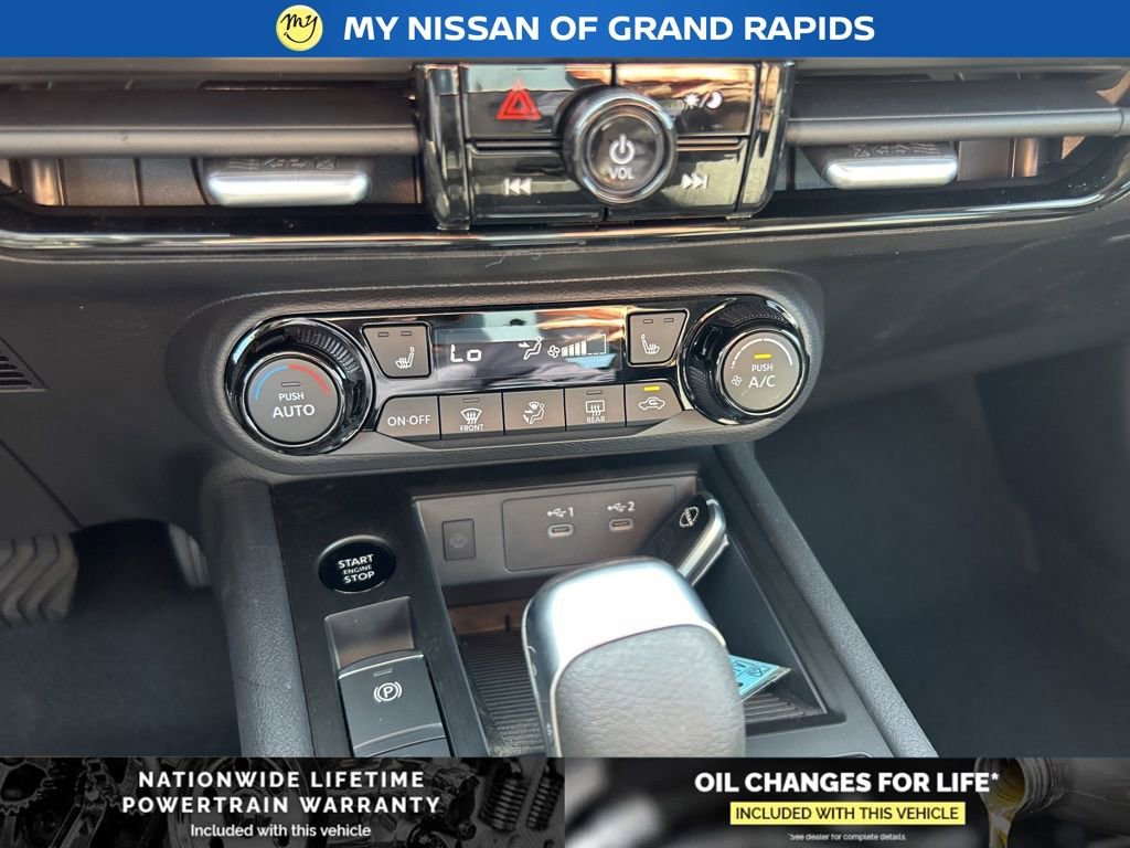 New 2026 Nissan Kicks SV w/ Charging Package image 17