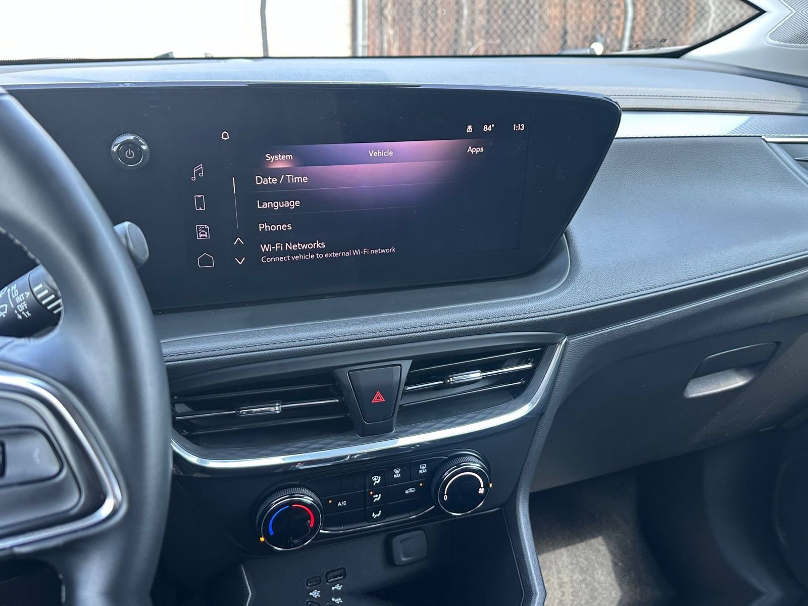 Used 2025 Buick Encore GX Preferred FWD image 19