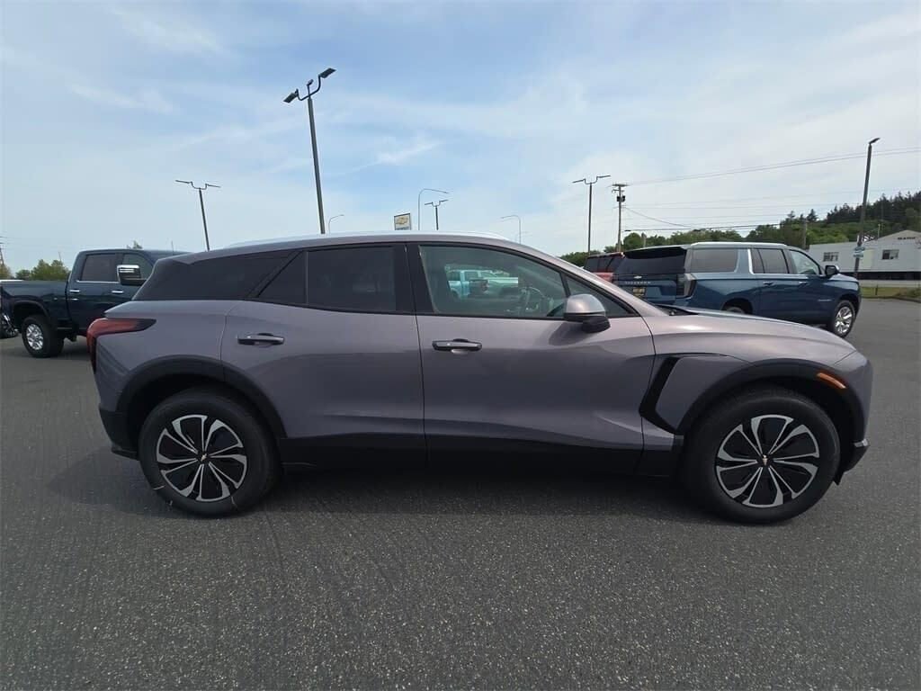 New 2025 Chevrolet Blazer EV LT w/ Super Cruise Package AWD/4WD image 3
